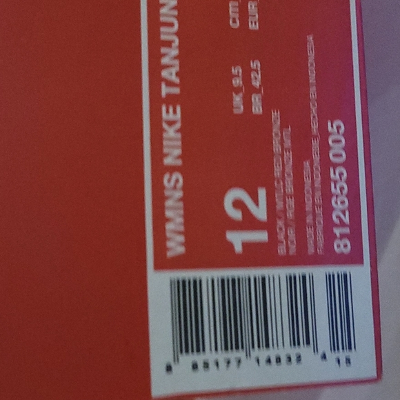 Nike Tanjun Women's Athletic Shoes 812655005 NWB - Picture 8 of 8